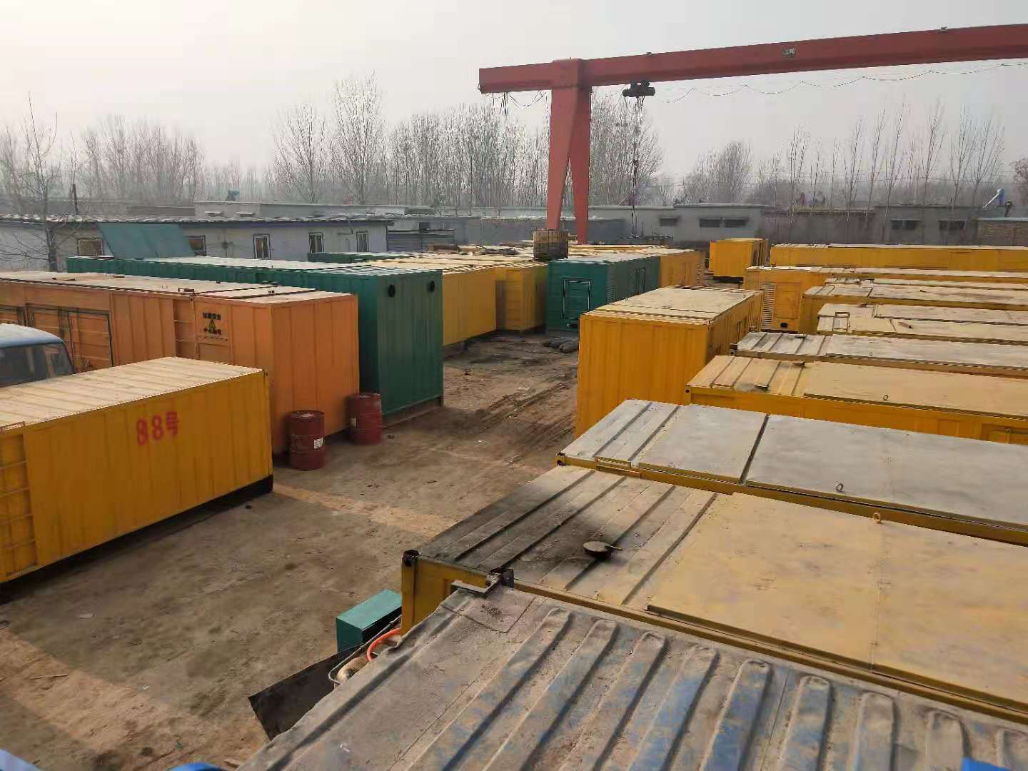 汇川租赁发电机-灰尘、风沙对柴油发电机组造成哪些不良影响？